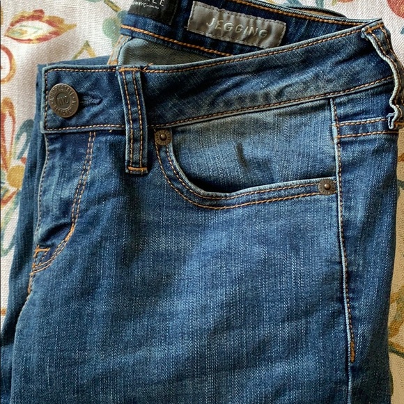 Jeans - Picture 4 of 4